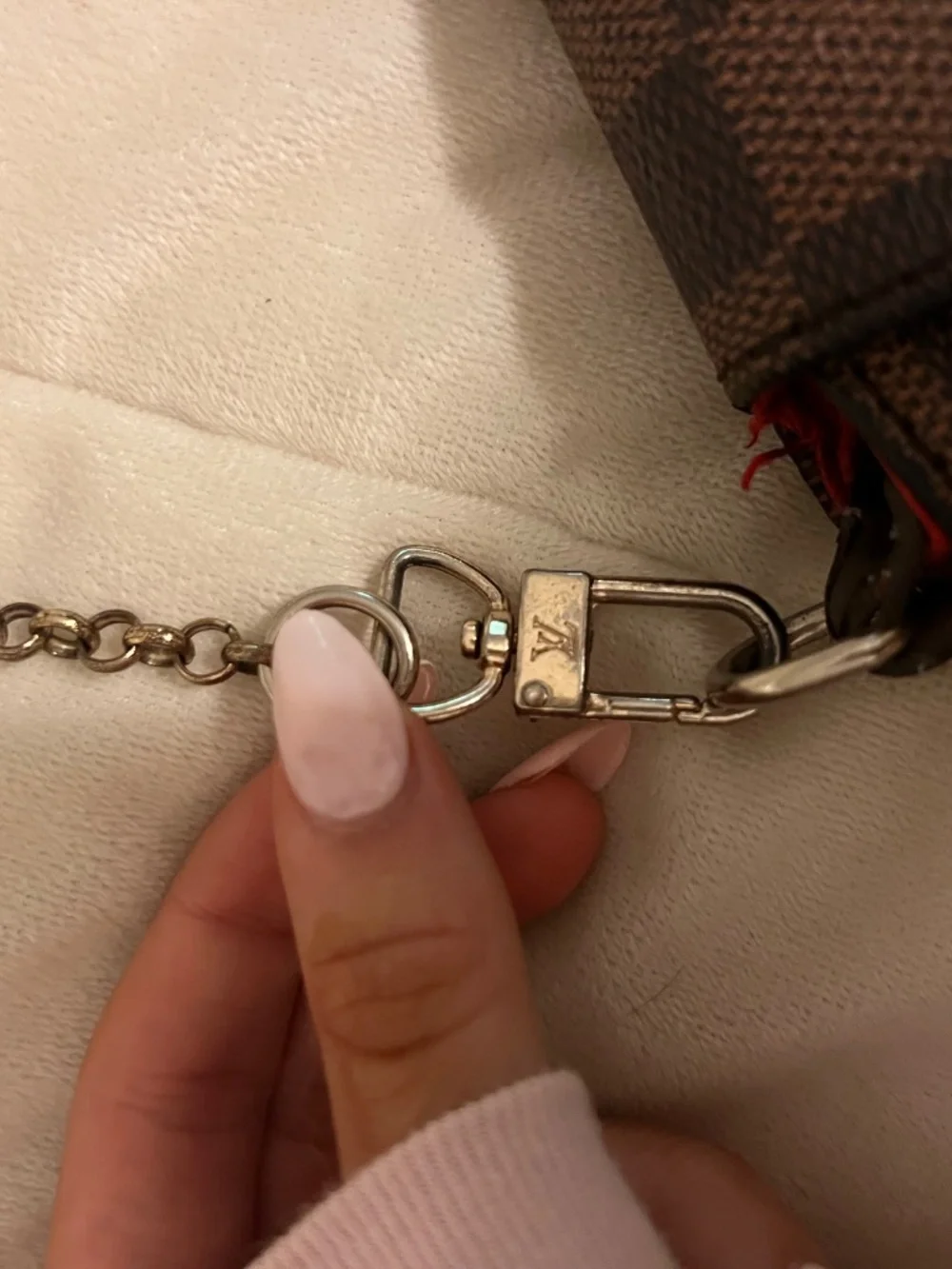 Louis Vuitton Favorite MM in Damier Ébène